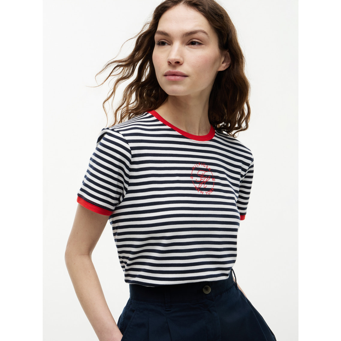 ラウンドロゴレギュラークルーネックショートスリーブTシャツ | トミー