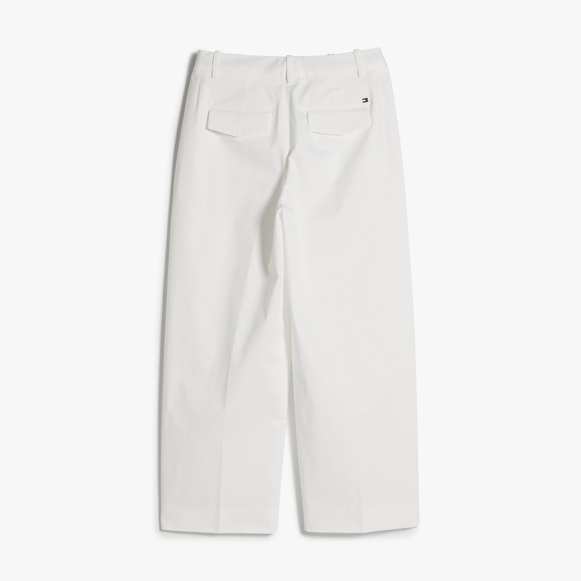 2点でさらに10％ off】バレルクロップドプリーツパンツ | トミー