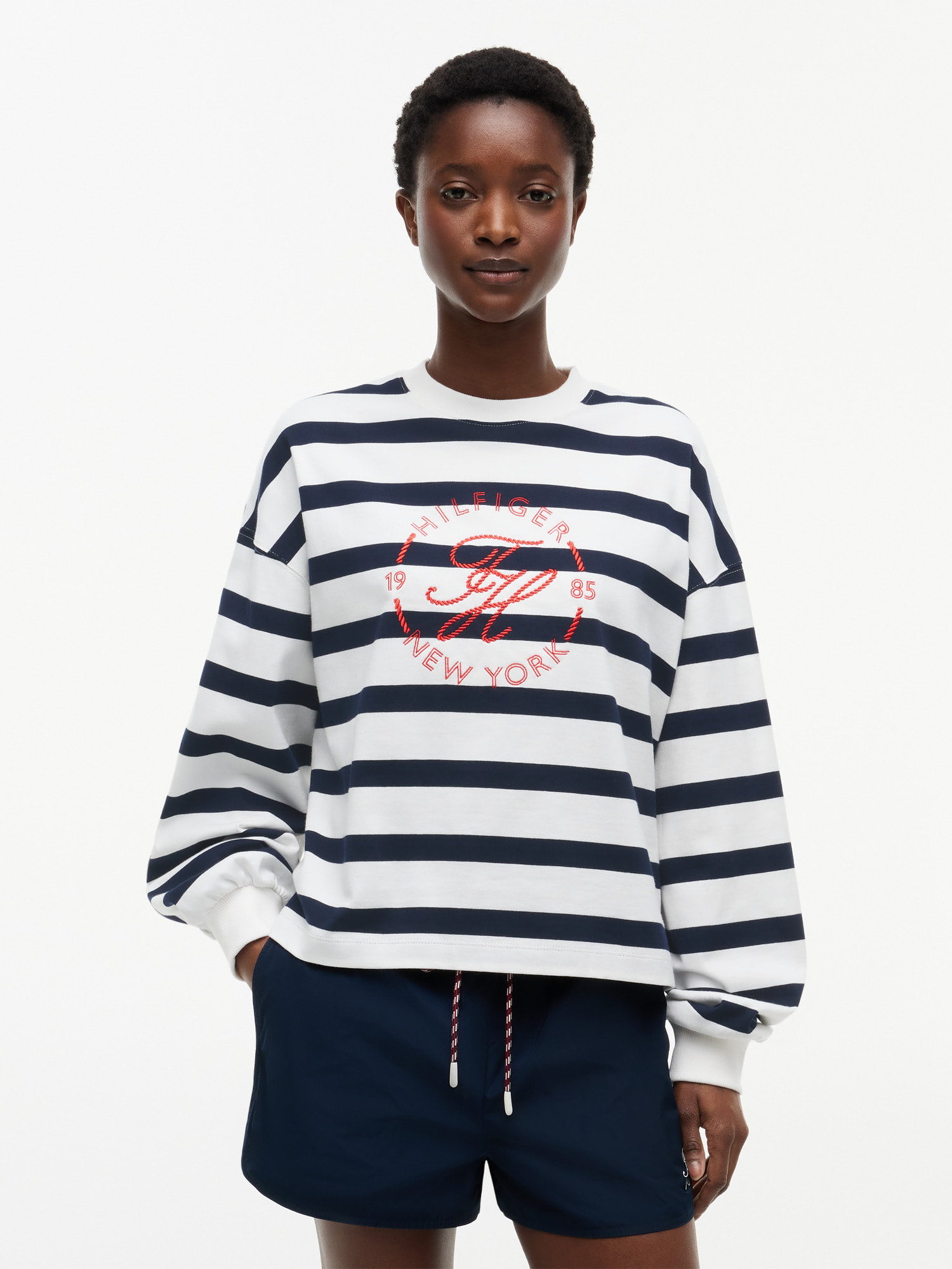 ラウンデルクルーネックリラックスロングスリーブTシャツ | トミー