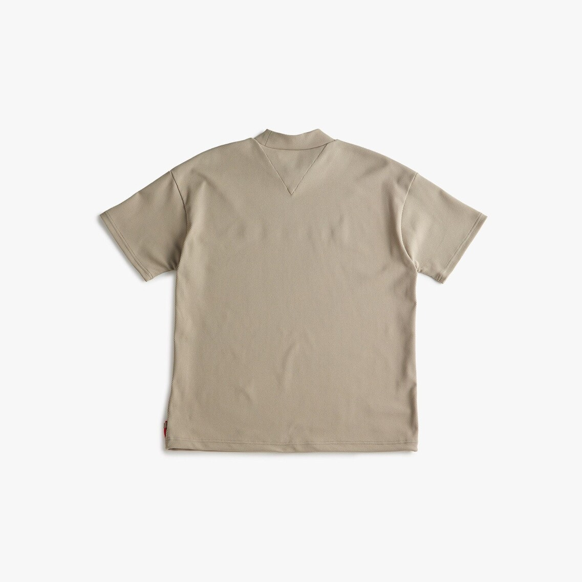 さらに10%off】マルチフラッグリラックス半袖モックネックシャツ