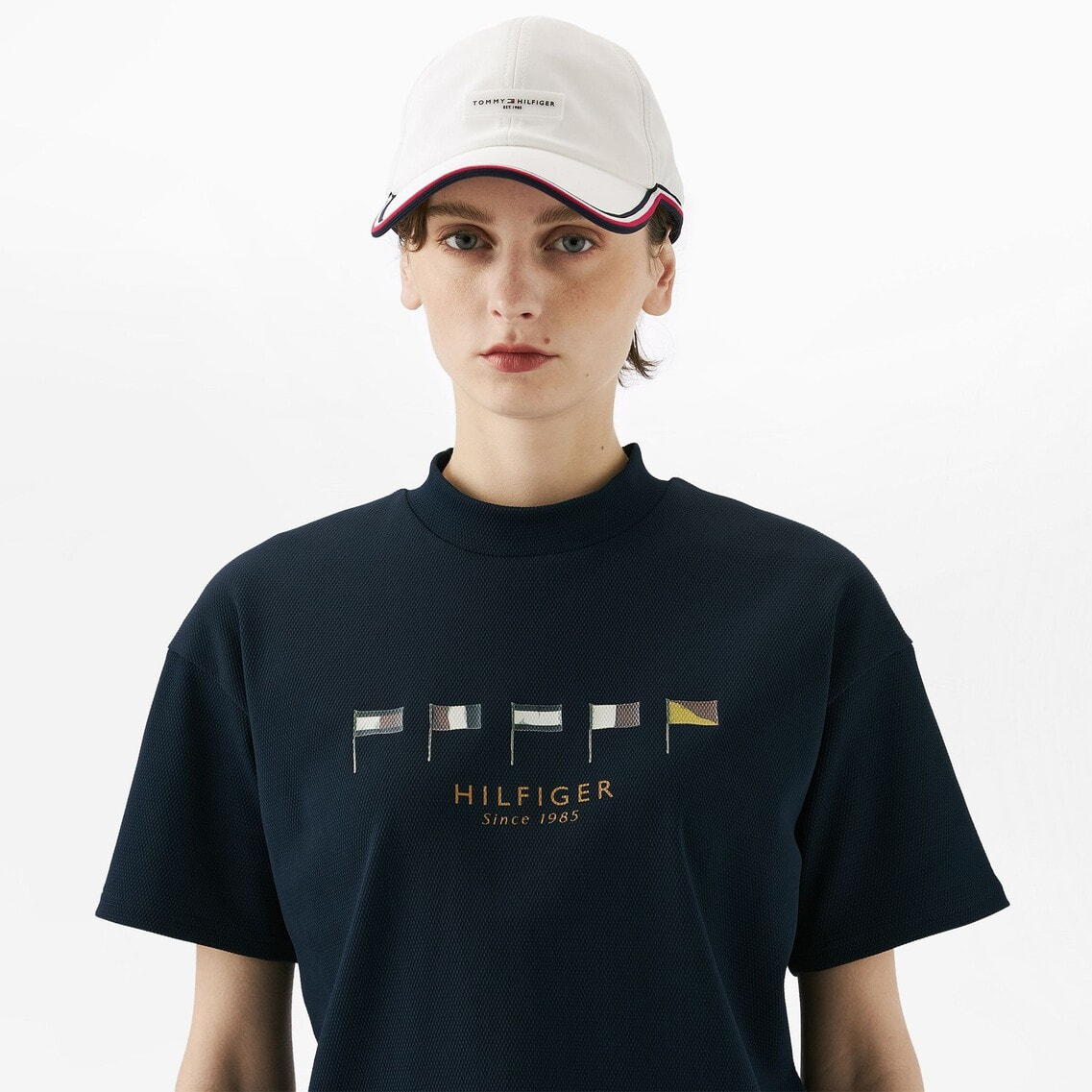 McQ トップス さらに10%off】マルチフラッグリラックス半袖モックネックシャツ