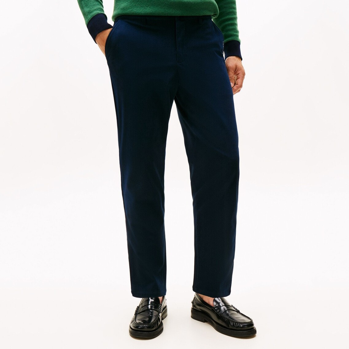 3点でさらに10％OFF】ストレッチコーデュロイテーパードパンツ