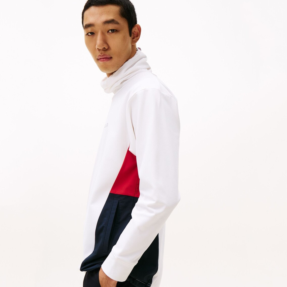 3点でさらに10％OFF】ネックウォーマートレーナー | トミー